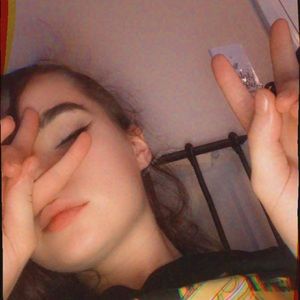 Meet your Posher, Carlye